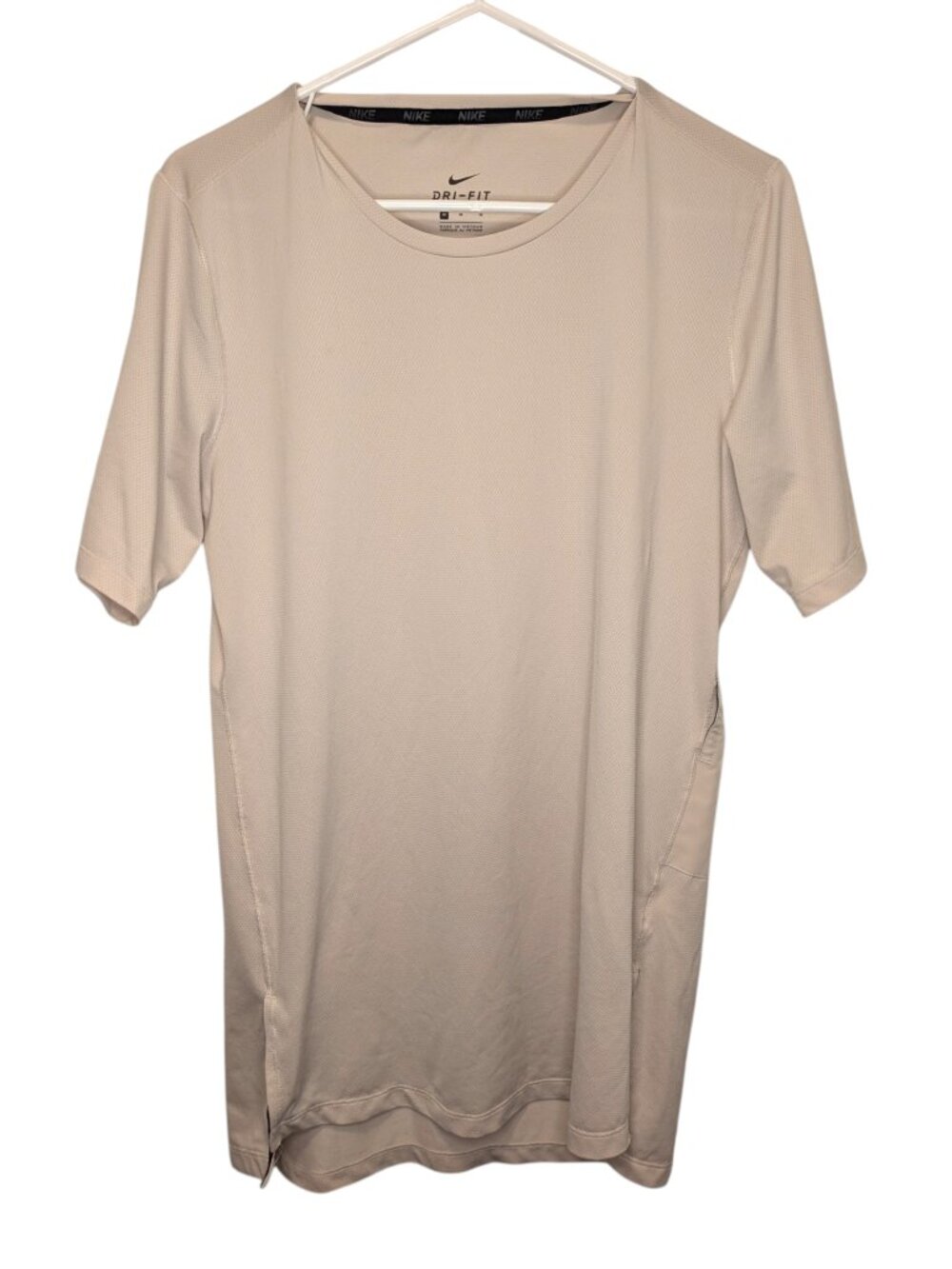 Nike Dri-Dit Men's Athletic T-Shirt Ivory/Beige Activewear Workout Gym Size M.